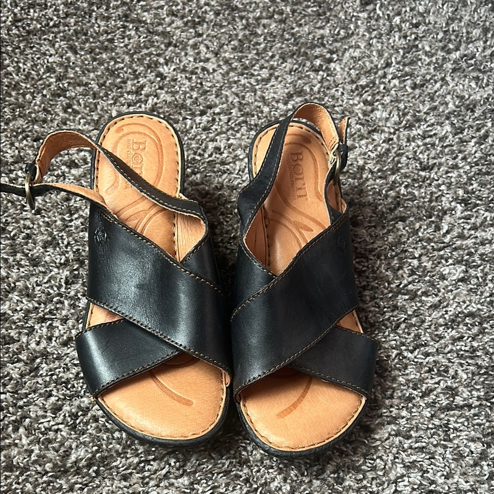 Born Women's Black Leather Sandals